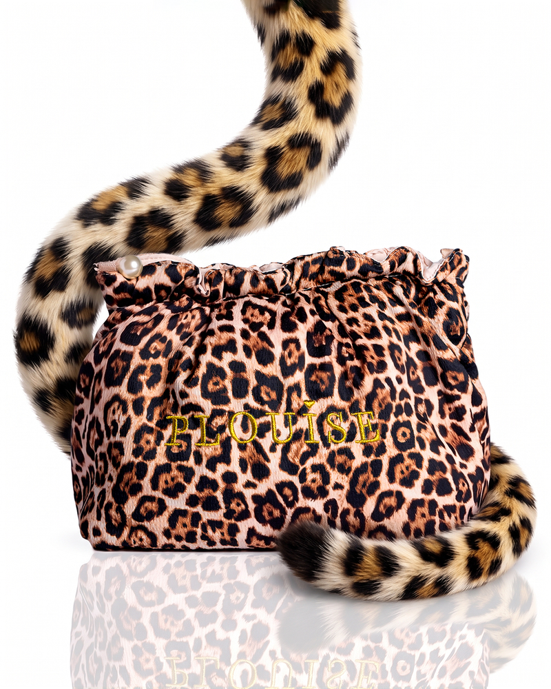 حقيبة مكياج Cheetah Hot Hunt بطباعة جلد الفهد مع شرابة لؤلؤية