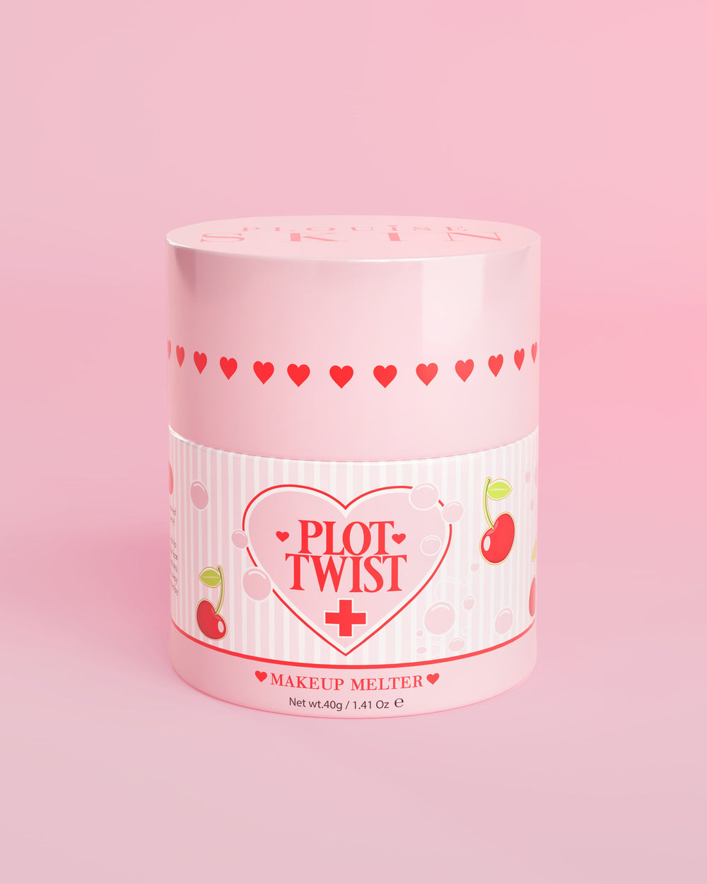 Ένα ροζ δοχείο P.Louise Plot Twist Makeup Melting Cleansing Balm με σχέδια καρδιά και κεράσι στην ετικέτα σε ροζ φόντο