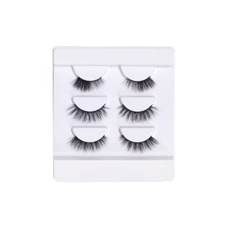 P.Louise x Mikayla - Walking In A Wispy Wonderland Lash Set - Volume 1