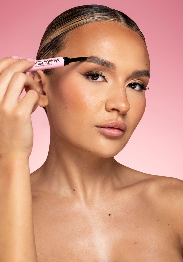 Signature Blend Augenbrauenstift und Pinsel